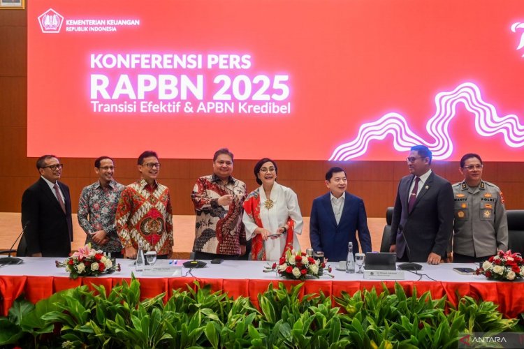 Menkeu anggarkan Rp504,7 triliun untuk perlinsos pada RAPBN 2025