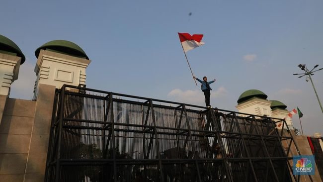 Ini yang Buat Investor Takut Situasi Politik RI, Hingga Rupiah Ambruk