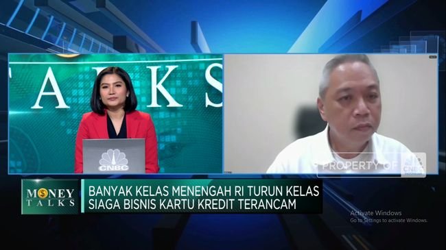 Cara Bisnis Kartu Kredit Hadapi Efek Turun Kasta Warga Kelas Menengah