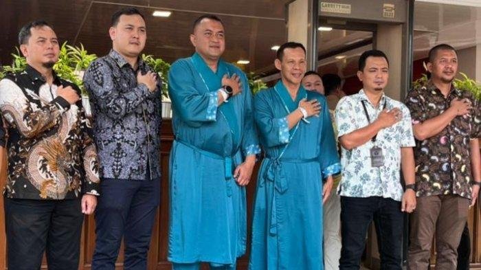 Pasangan Calon Bupati Bogor Cek Kesehatan di RSPAD, Jaro Ade Sempat Kaget : Biasanya Capres di Sini