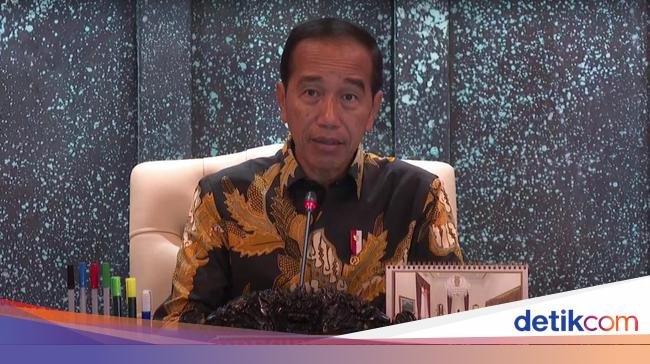 Jokowi di Sidang Kabinet Terakhir: Mohon Maaf Jika Ada yang Kurang Berkenan