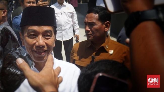 Cerita Jokowi Saat Dengar Bisikan Akan Digulingkan