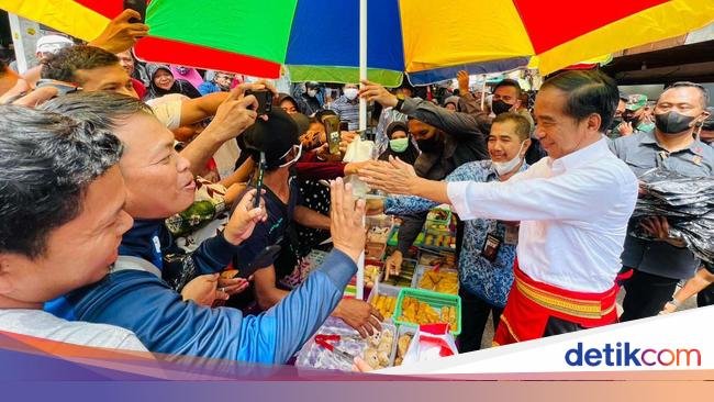 Jokowi Ungkap Penyebab Harga Bahan Pangan di Pontianak Sama Seperti di Jawa