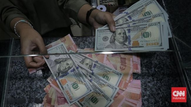 Rupiah Melemah ke Rp15.545 per Dolar AS Imbas Laju Ekonomi AS