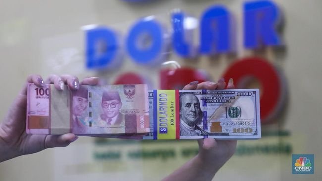 Prabowo Effect! Dolar Bertekuk Lutut ke Level Rp 15.450