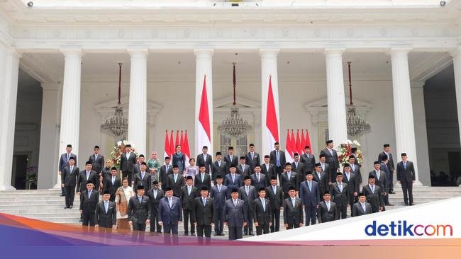 Saat Kabinet Era Prabowo-Gibran Kompak Berdasi Biru dan Batik Cokelat