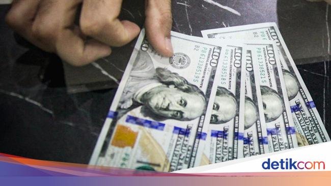 Dolar AS Pagi Ini Melemah ke Level Rp 15.725, Turun 34 Poin