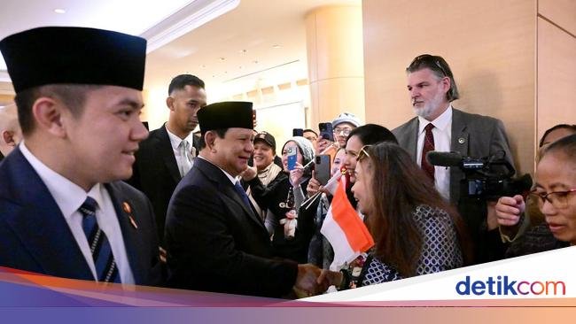 Prabowo Disambut Meriah oleh WNI Saat Tiba di Washington DC