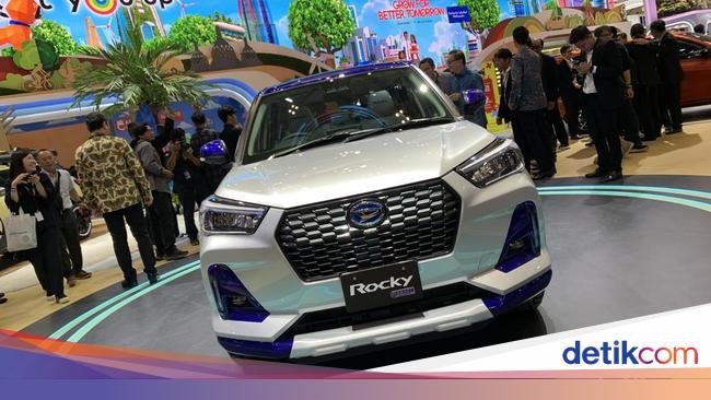 PPN Naik Jadi 12%, Harga Mobil Bisa Melonjak 5%