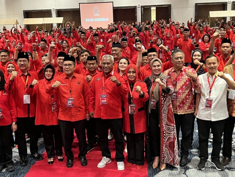 Pilkada 2024: Adu Loyalitas Pemilih Banteng di ”Kandang Banteng”