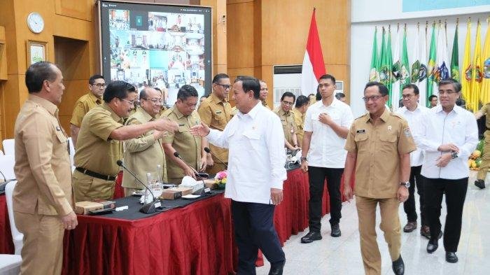 Rapat Koordinasi Nasional: Presiden Prabowo Soroti Daya Beli dan Penetapan UMP 2025