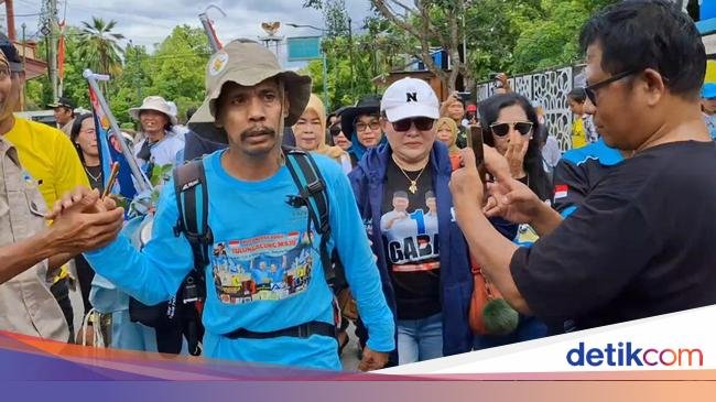 Cabup hingga Capres Jagoannya Menang, Pria Tulungagung Jalan Kaki ke IKN