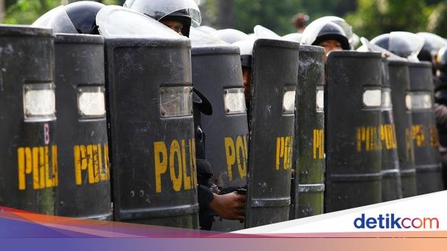 BEM SI Gelar Puncak Demo 'Indonesia Gelap' Hari Ini, 588 Personel Dikerahkan