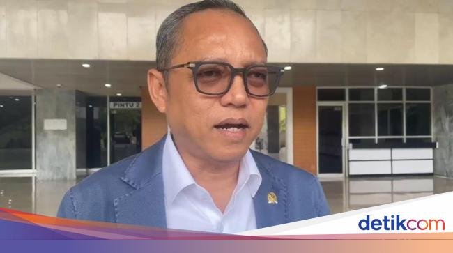PDIP Aneh Zulhas Dukung Prabowo Capres 2029: Pemerintah Baru 6 Bulan